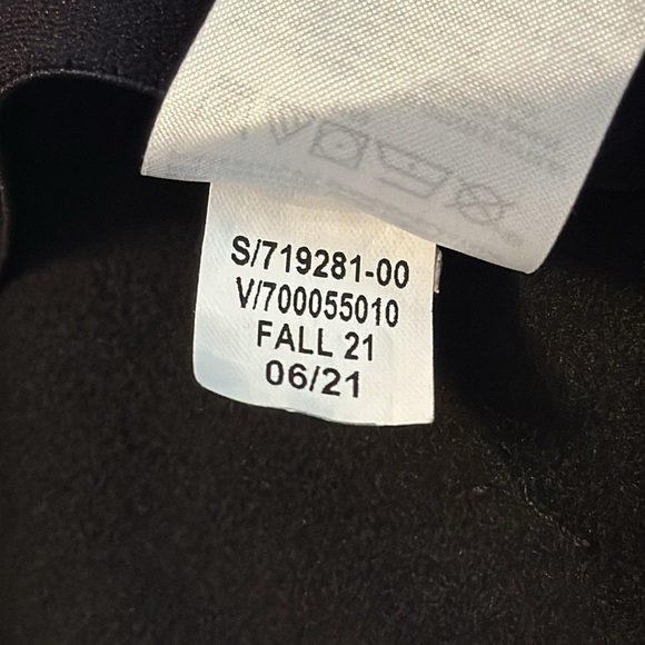 Banana Republic Factory High Rise Black Vegan Faux Leather Leggings Size PXXS - Picture 10 of 10